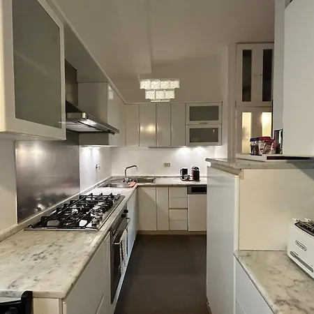 Elegant 3 Bedrooms Colosseum - San Giovanni *