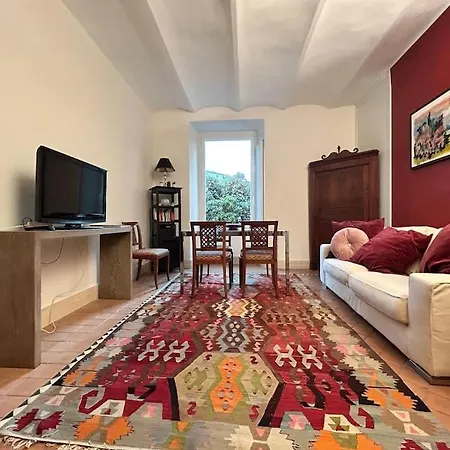 Elegant 3 Bedrooms Colosseum - San Giovanni * Rome