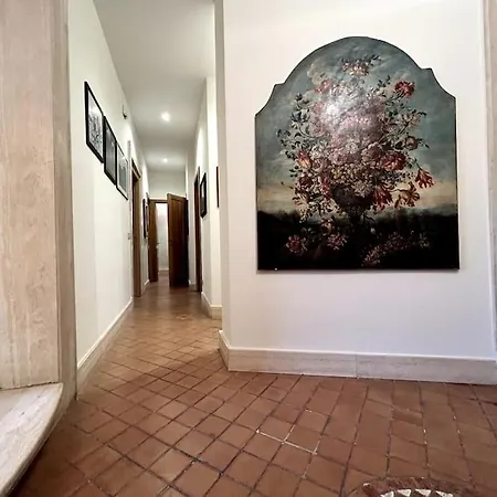 Elegant 3 Bedrooms Colosseum - San Giovanni * Rome