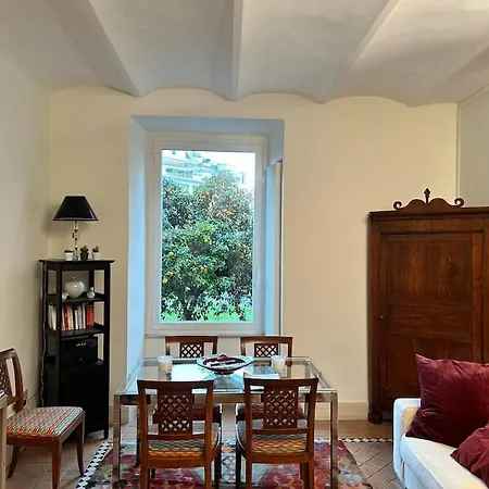 Elegant 3 Bedrooms Colosseum - San Giovanni Apartment Rome