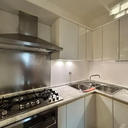Elegant 3 Bedrooms Colosseum - San Giovanni Daire