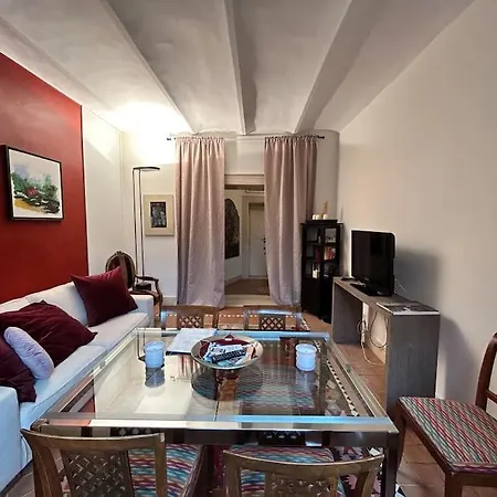 Daire Elegant 3 Bedrooms Colosseum - San Giovanni Roma