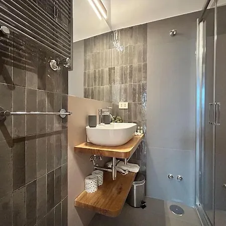 Elegant 3 Bedrooms Colosseum - San Giovanni Daire *