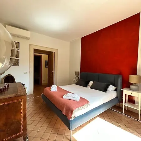 Daire Elegant 3 Bedrooms Colosseum - San Giovanni *