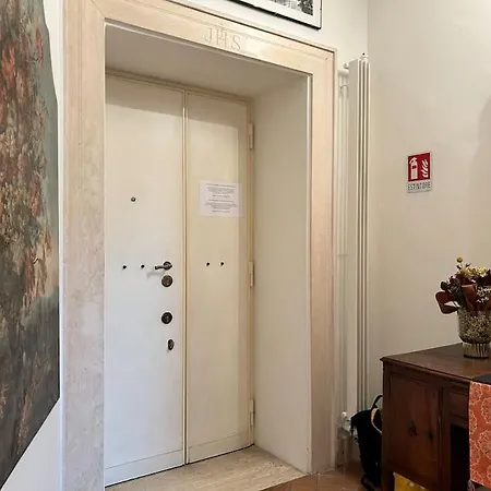 Elegant 3 Bedrooms Colosseum - San Giovanni Daire