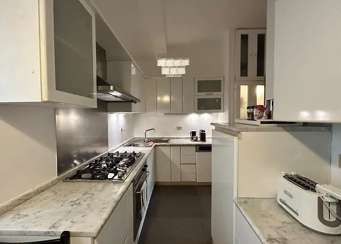 Elegant 3 Bedrooms Colosseum - San Giovanni *