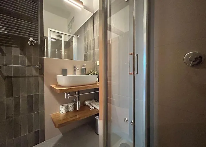 Elegant 3 Bedrooms Colosseum - San Giovanni Apartment *