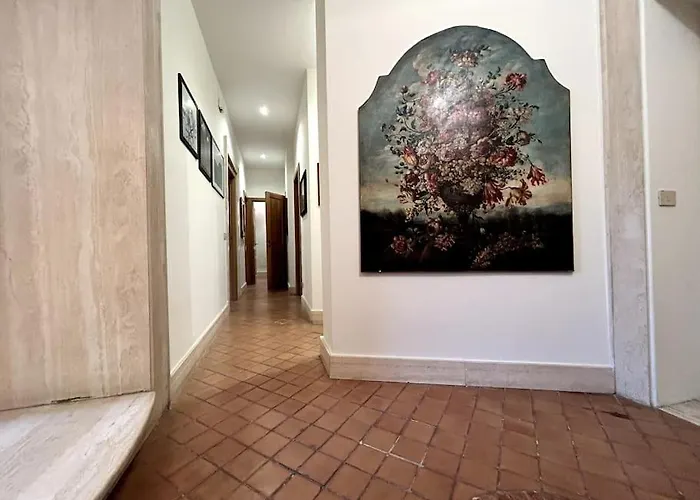 Elegant 3 Bedrooms Colosseum - San Giovanni * Rome