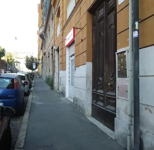 Elegant 3 Bedrooms Colosseum - San Giovanni Apartment